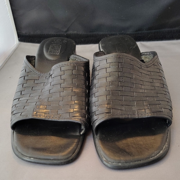 Men's Black Slide Sandals - Picture 1 of 3